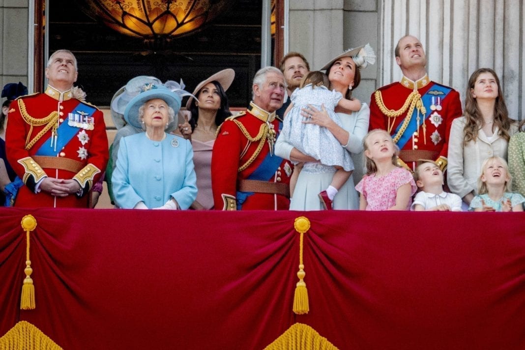 Βασίλισσα Ελισάβετ: Πώς αντέδρασε όταν έμαθε για τη δεύτερη εγκυμοσύνη της Μέγκαν Μαρκλ;