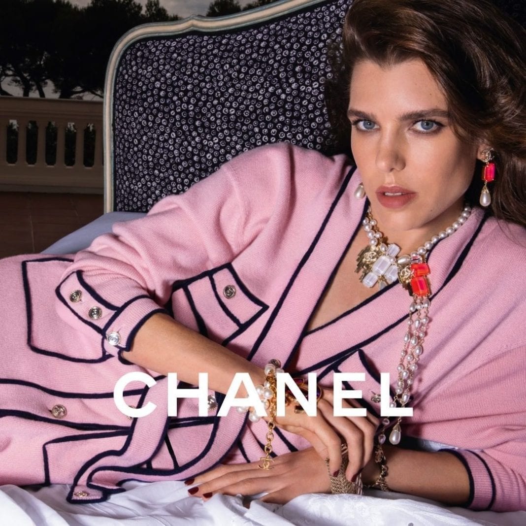 Η νέα καμπάνια της Chanel διαθέτει βασιλικό αέρα