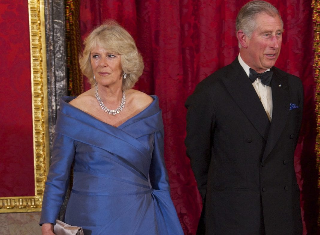 Πρίγκιπας Κάρολος - Καμίλα: Γιατί απουσιάζουν από τον γάμο του Φιλίππου και της Nina Flohr