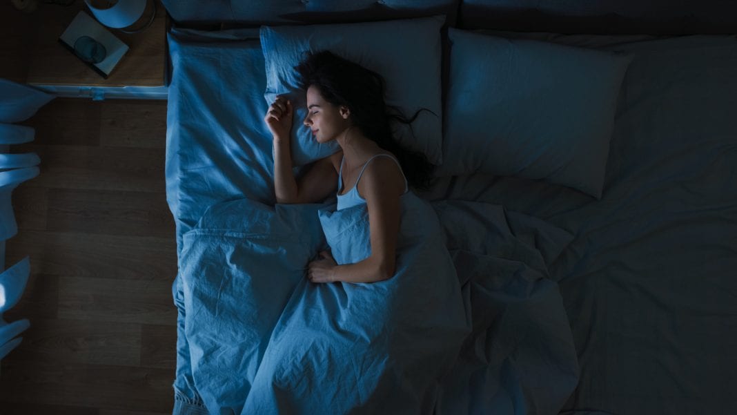 Απίστευτες συνήθειες διασήμων στον ύπνο: Το 