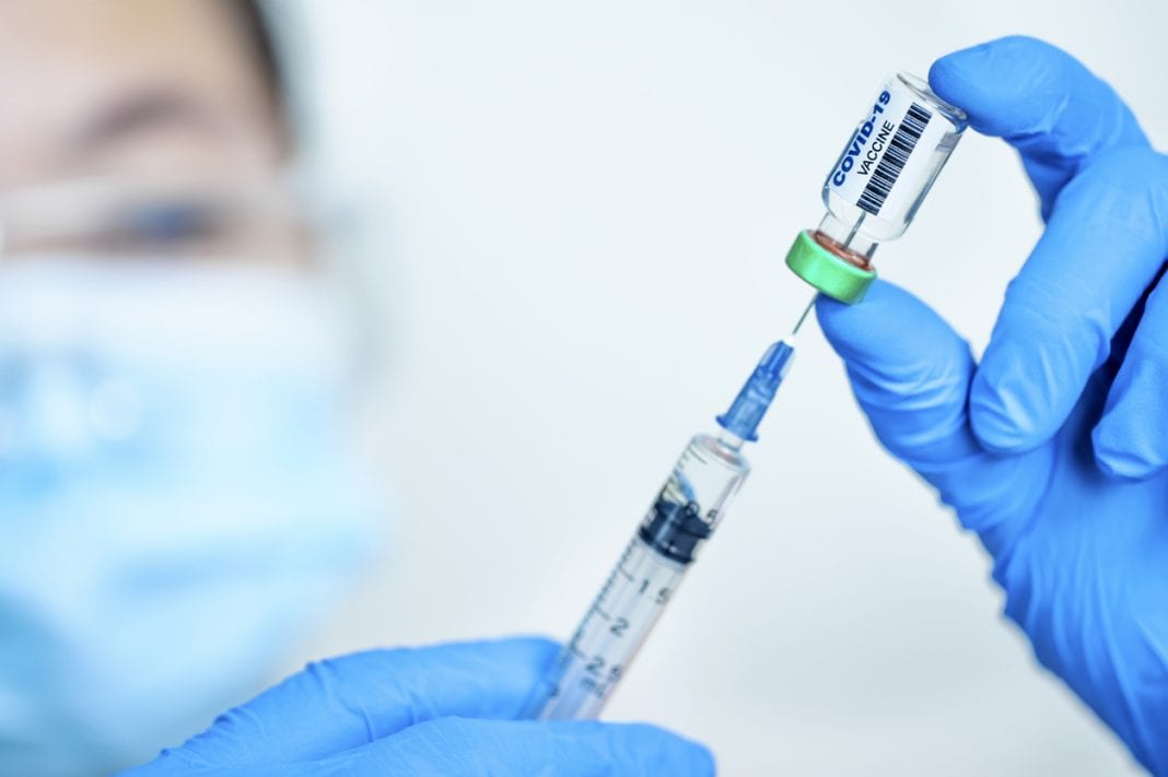 Εμβόλιο Moderna: μειωμένη η αποτελεσματικότητα του σύμφωνα με νέα μελέτη