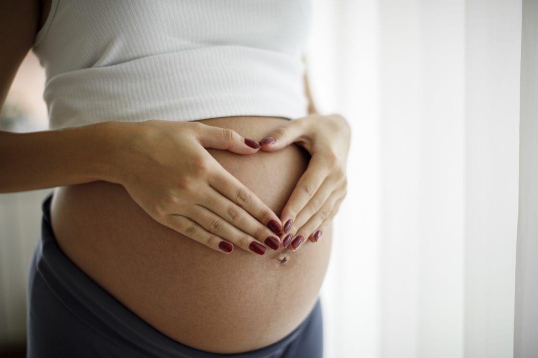 Εγκυμοσύνη: Οι πιο εντυπωσιακές αποκαλύψεις από διάσημες σταρ ότι θα γίνουν μανούλες