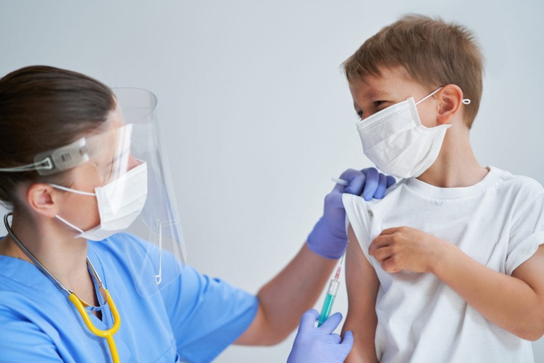 COVID-19: Εμβολιασμοί και παιδιά. Τι ξέρουμε μέχρι τώρα;