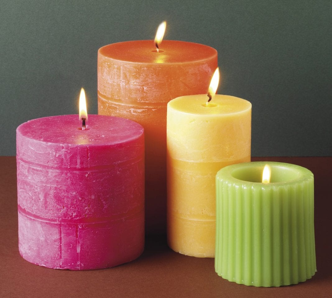 Φτιάξτε αρωματικά κεριά μόνοι σας στο σπίτι με σύντομα και απλά βήματα