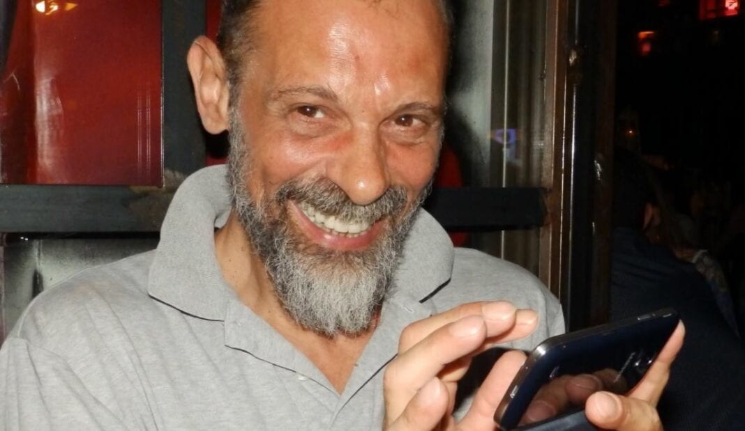 Τζώνη Θεοδωρίδης: Μπαμπάς για τρίτη φορά στα 59 του! Η πρώτη φωτογραφία της κορούλας του