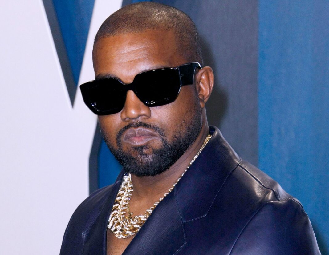 Σοκ! Ο Kanye West δημοσιεύει βίντεο που τον δείχνει να θάβει ζωντανό το νυν σύντροφο της Kardashian!