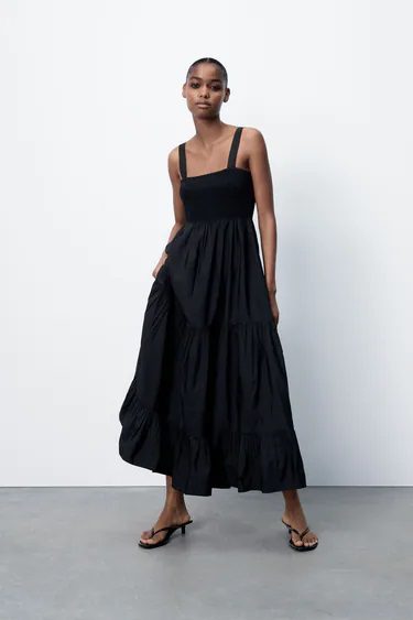 Summer black: Απόκτησε τώρα ένα Zara black dress που κοστίζει κάτω από 30 ευρώ