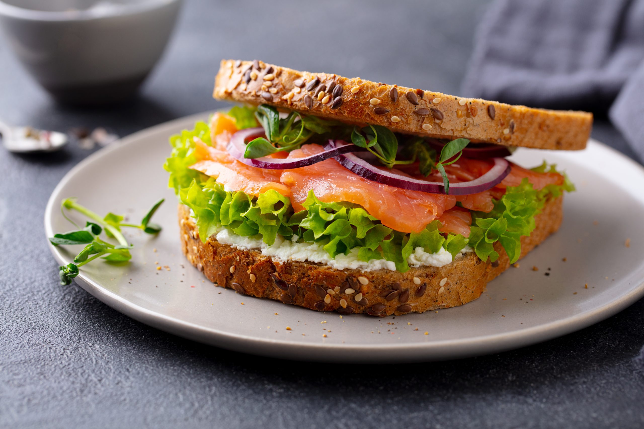4+1 Tips για να φτιάξετε ένα πιο υγιεινό sandwich για να χάσετε βάρος