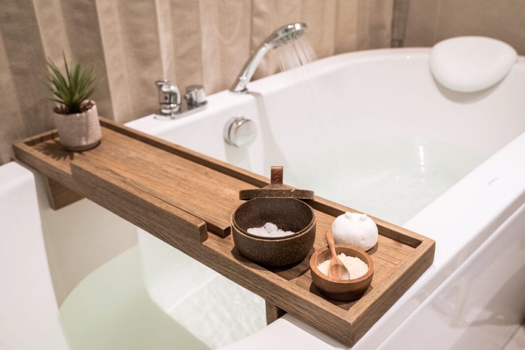 4+1 tips για να κάνεις μπάνιο με ευχάριστο και χαλαρωτικό τρόπο