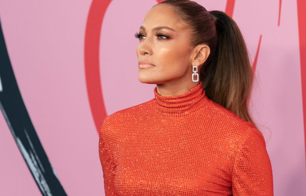 Jennifer Lopez: Αυτό είναι το sleepy tip που ακολουθεί για να μην κάνει ρυτίδες!