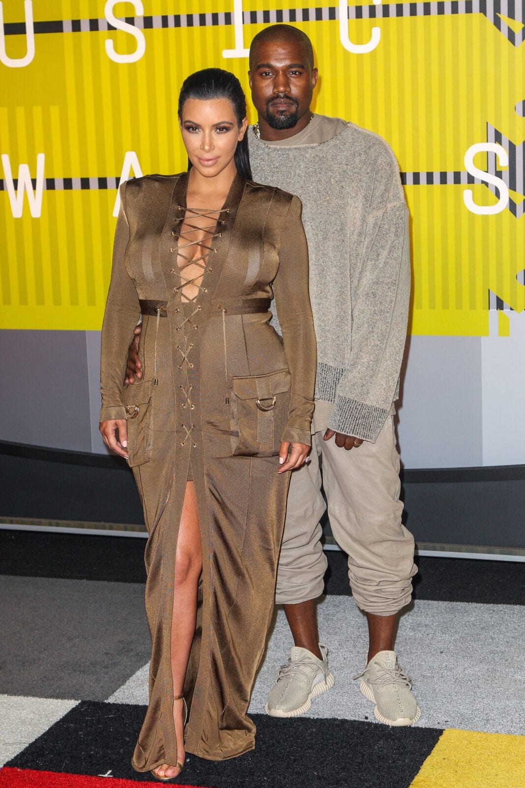Ο ρόλος του Kanye West στην απόφαση της Kim Kardashian να κλείσει προσωρινά την εταιρία της