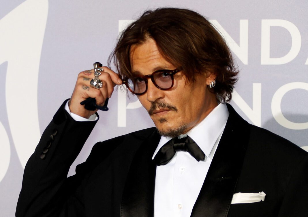 Johnny Depp: Δεν φαντάζεσαι πως ήταν χωρίς τις πλαστικές - Μάθε τι έχει “πειράξει”