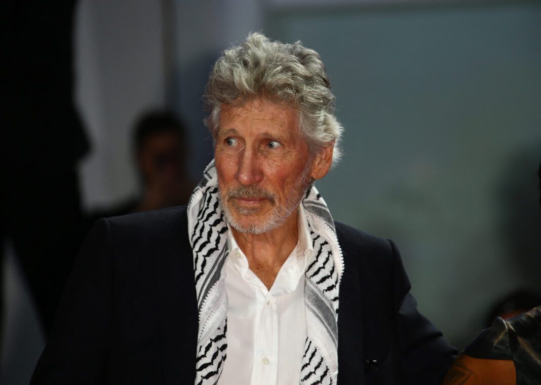 Roger Waters: Ο σταρ των Pink Floyd αρραβωνιάστηκε για πέμπτη φορά σε ηλικία 77 ετών- Αυτή η γυναίκα του έκλεψε την καρδιά