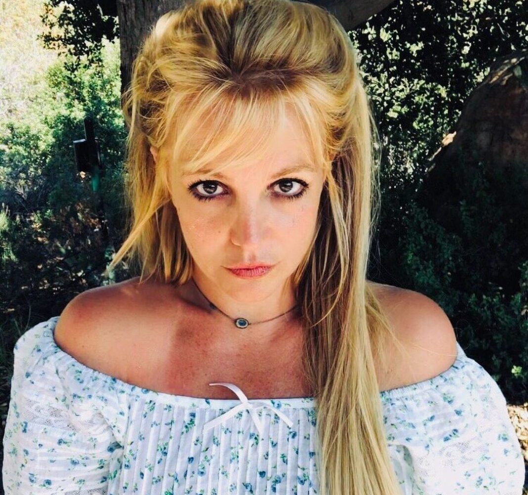 Britney Spears: Ο πατέρας της συμφώνησε να κάνει πίσω στην κηδεμονία!