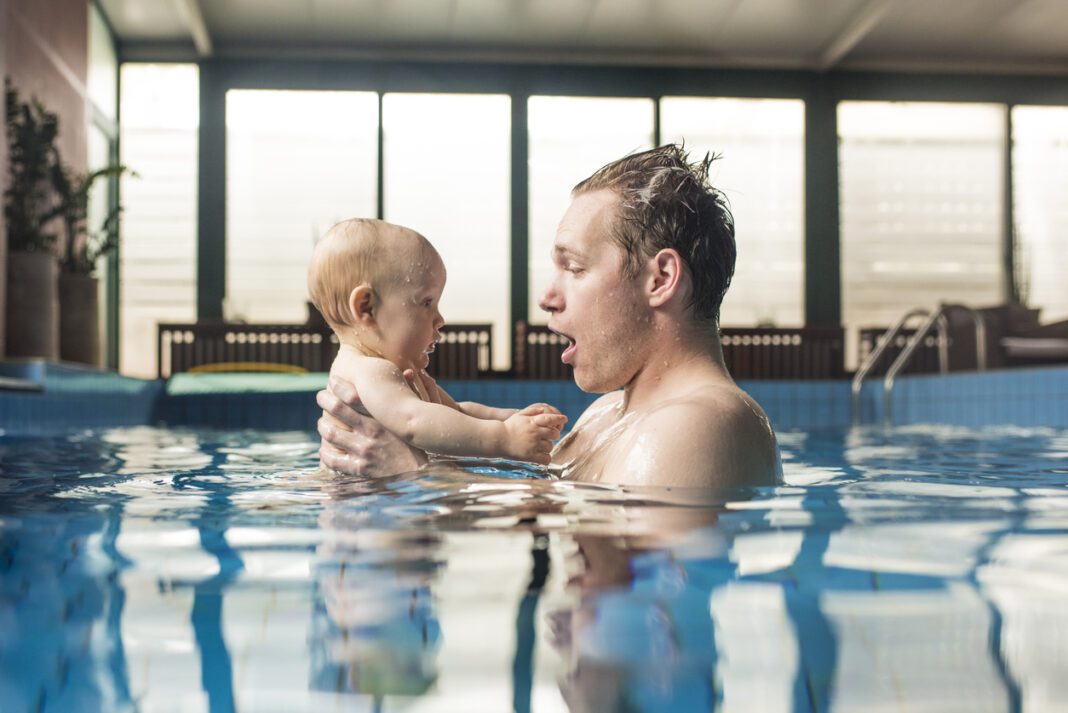 Κολύμπι για μωρά: Το Baby swimming είναι καλή ή κακή ιδέα;
