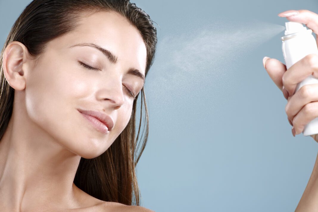 Make up tips: Ξέρεις τι είναι το setting spray;