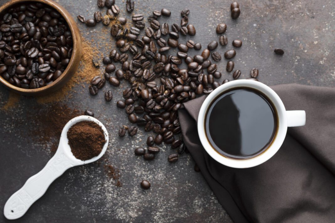 Καφές: Έως τρία φλιτζάνια μειώνουν τον κίνδυνο εγκεφαλικού και καρδιακών προβλημάτων