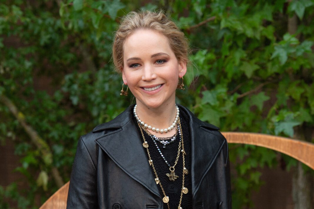 Jennifer Lawrence: Αποκάλυψε πως παραλίγο να χάσει τη ζωή της σε αεροπορικό δυστύχημα!