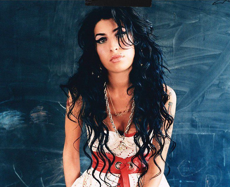 Amy Winehouse: Σοκ! Έτσι θα ήταν η αγαπημένη τραγουδίστρια αν ζούσε σήμερα