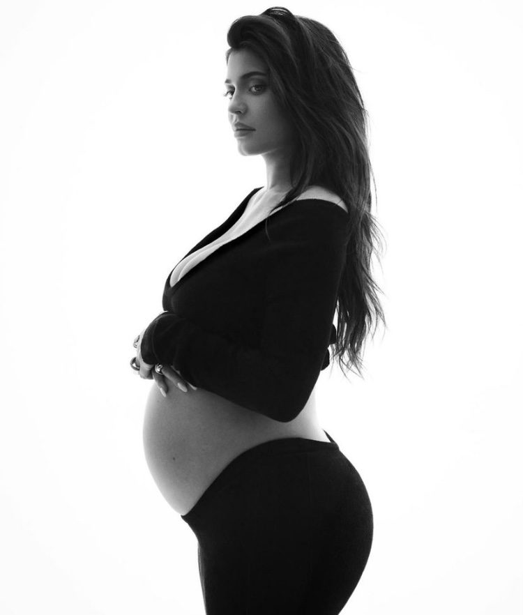 Kylie Jenner: Απόλαυσε όλα τα maternity looks της διάσημης μαμάς
