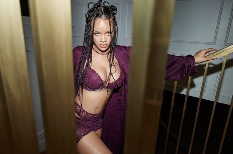 Η Rihanna λάνσαρε την δική της σειρά εσωρούχων Αγ. Βαλεντίνου και τα θέλουμε όλα!