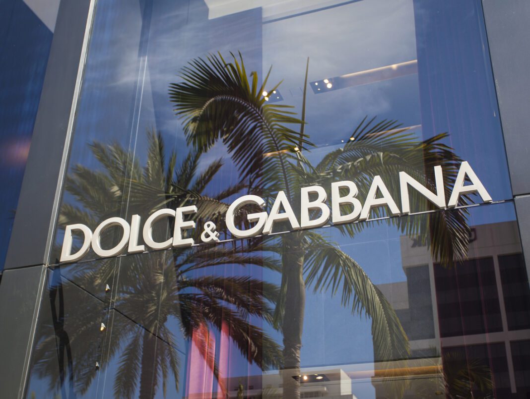 Ιστορική απόφαση από τον Dolce&Gabbana – Βάζει τέλος στις γούνες ζώων
