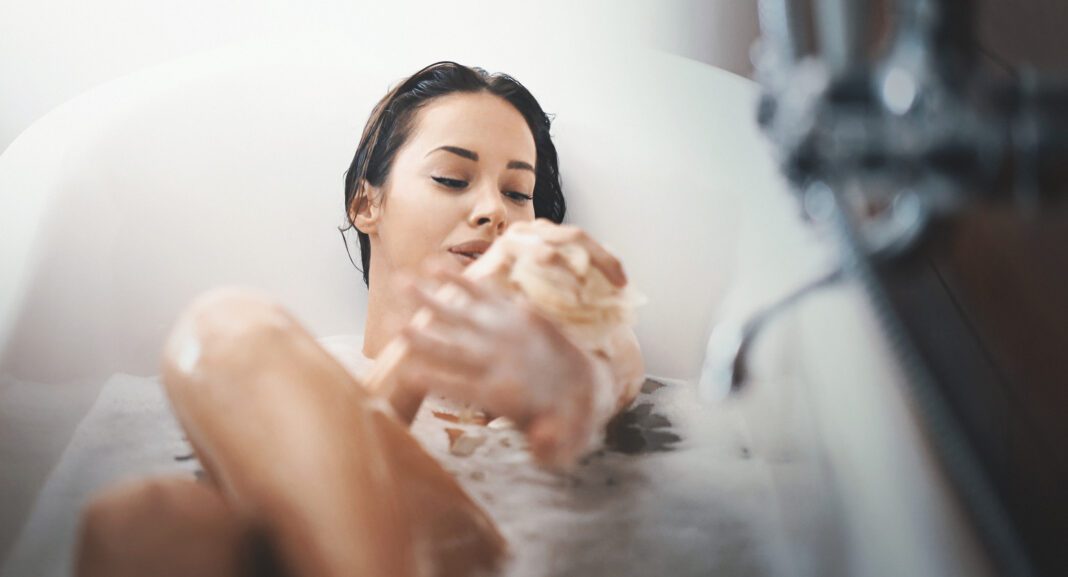 Glance list: Απαραίτητα είδη μπάνιου και σώματος για να αναβαθμίσεις την περιποίηση σου