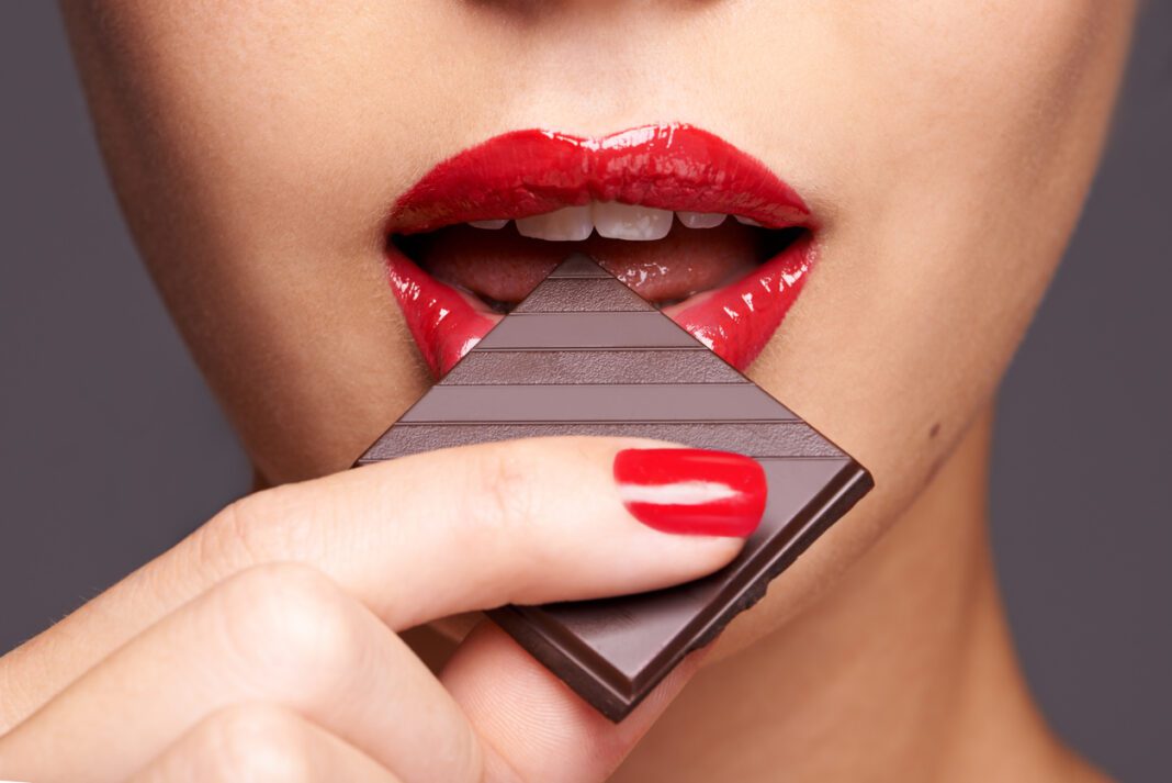 4+1 λόγοι για να τρώμε την αγαπημένη μας σοκολάτα χωρίς τύψεις