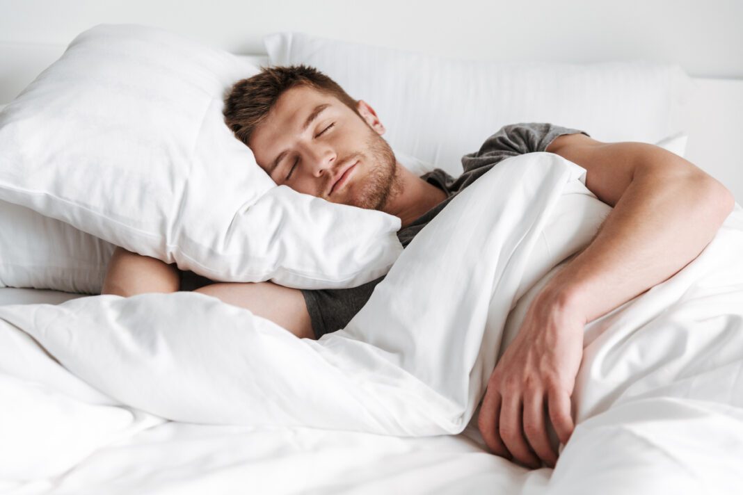 9+1 tips για να κάνεις καλύτερο τον ύπνο σου