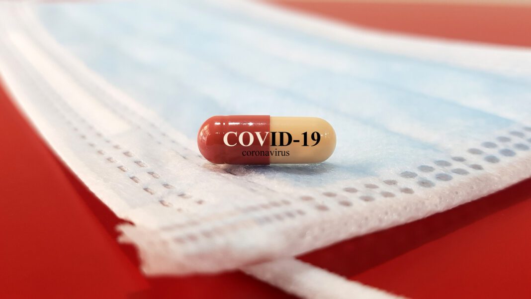 Covid - 19: Διαθέσιμο το αντιικό χάπι της Pfizer και στην Ελλάδα - Πόσο αποτελεσματικό είναι;