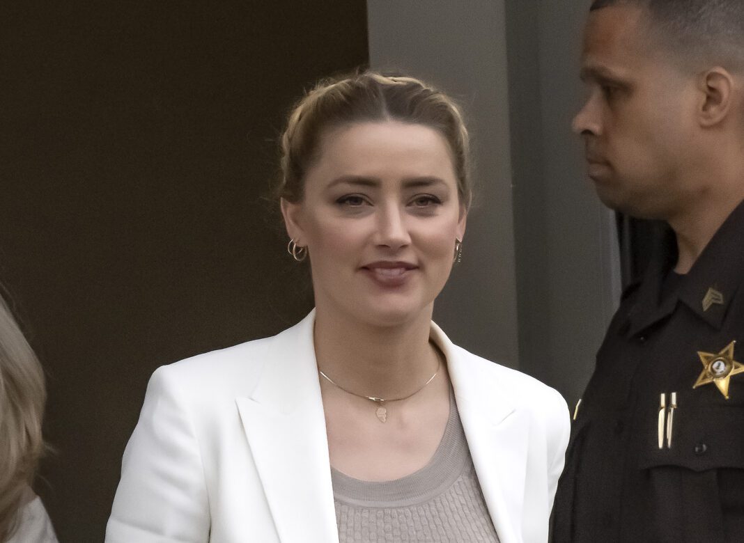 Amber Heard: Απορρίπτεται από την ταινία Aquaman 2 λόγω της δίκης με τον Johnny Depp;