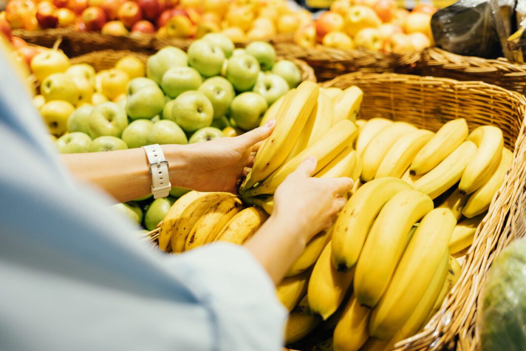 Πως μας επηρεάζει η κατανάλωση της μπανάνας με άδειο στομάχι- Τι λένε οι ειδικοί;