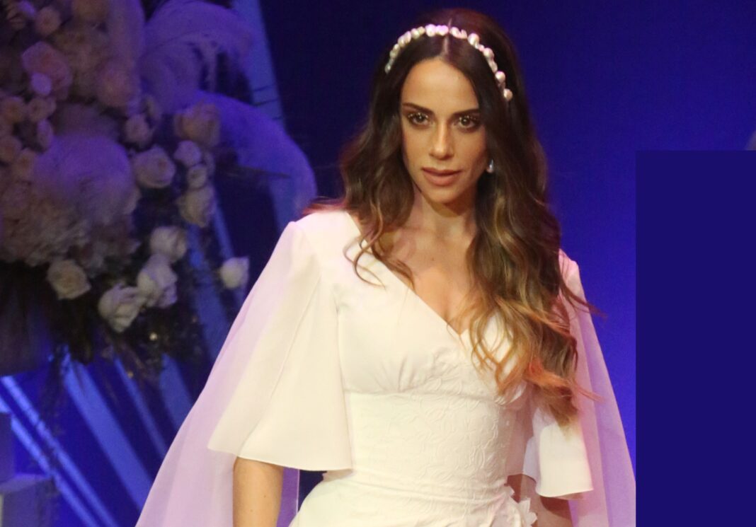 Μαρία Αντωνά: Όλα έτοιμα για τον γάμο με τον Άρη Σοϊλέδη! Φόρεσε νυφικό και πόζαρε στο Instagram!