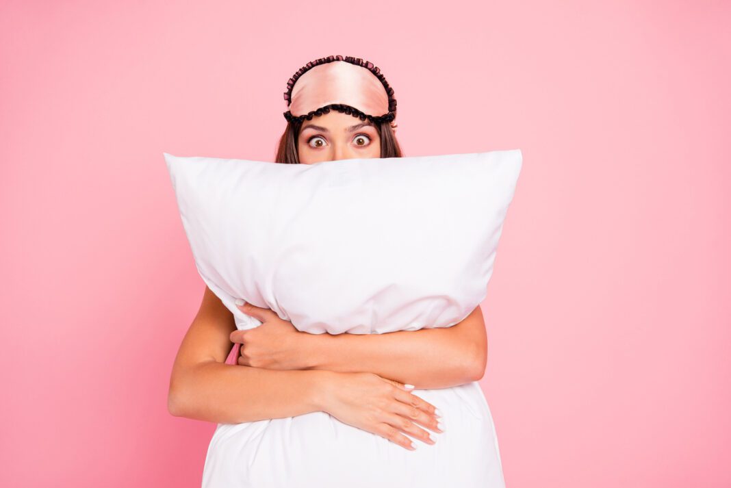 Ύπνος σε ξεχωριστά κρεβάτια - Τι δείχνει για τη σχέση σας;