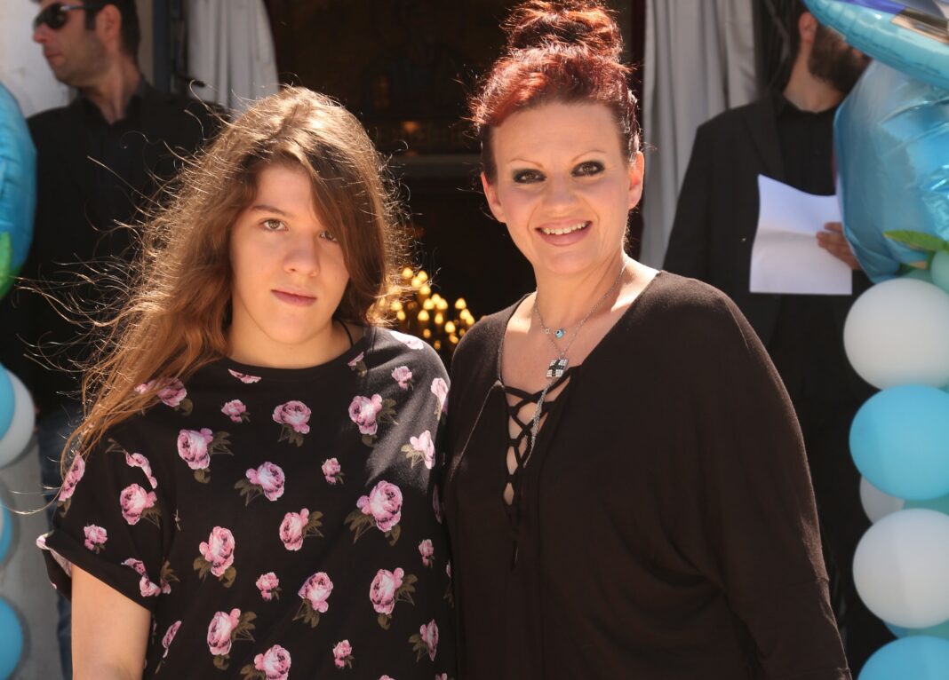 Λίλιαν Αρχοντή: Η ανακοίνωση που εξέδωσαν οι δικηγόροι της μετά την καταγγελία για αστυνομική βία σε εκείνη και την κόρη της