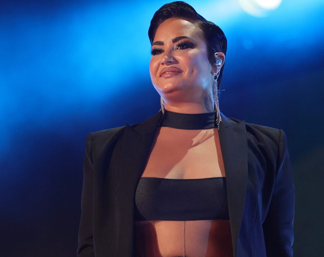 Demi Lovato: Ζευγάρι με τον μουσικό Jutes - Η ανάρτηση με την οποία έγιναν Instagram official!