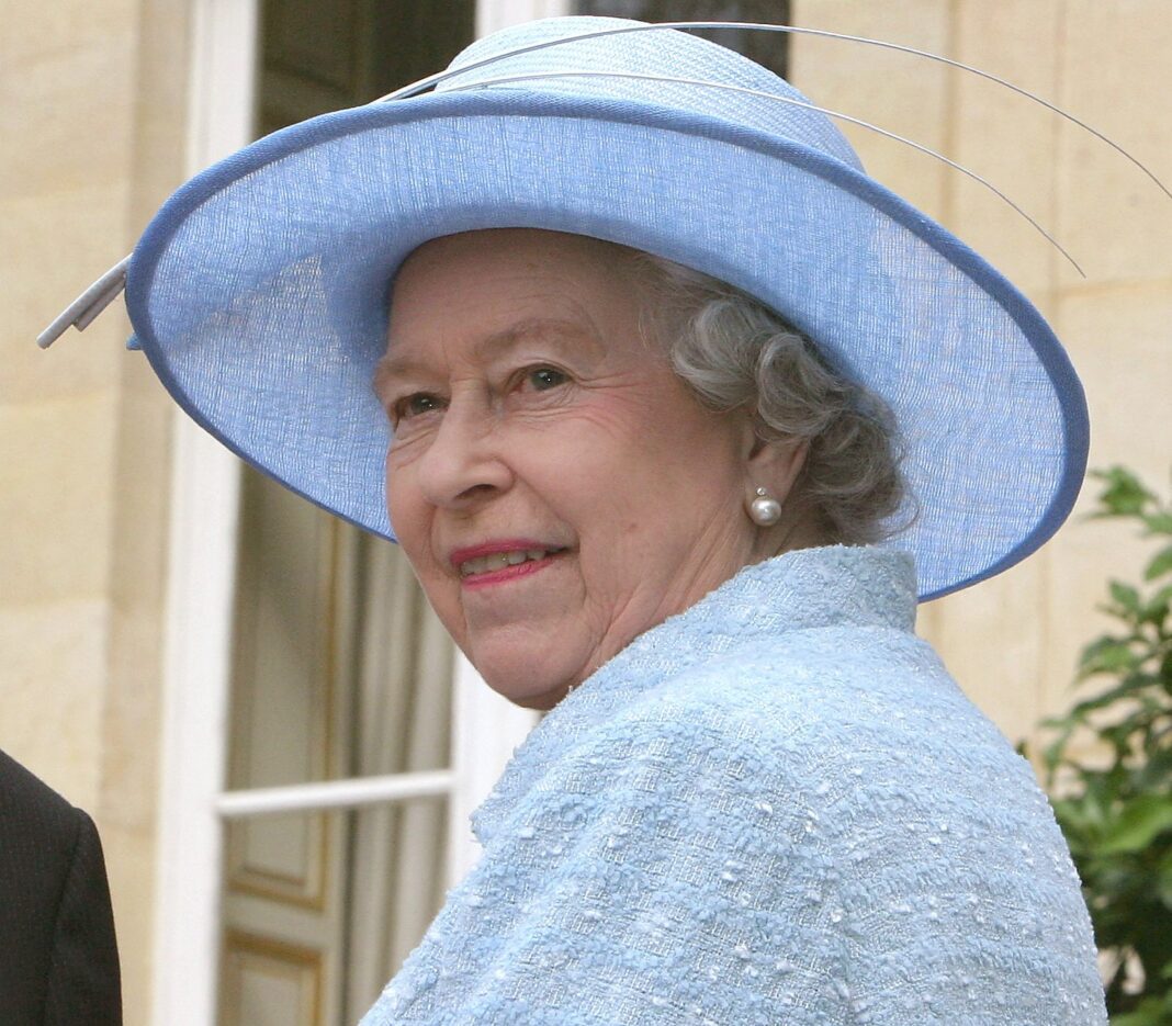 Βασίλισσα Ελισάβετ: Νέες ανησυχίες για την υγεία της - Ακυρώθηκε η καθιερωμένη τελετή αλλαγής φρουράς στο Μπάκιγχαμ