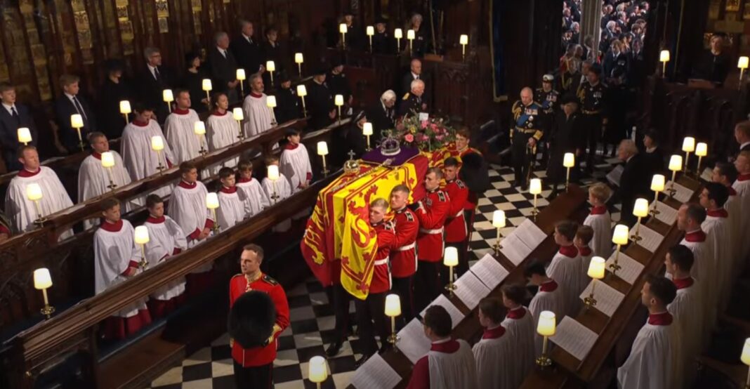 Κηδεία Βασίλισσας Ελισάβετ: Δείτε live το ύστατο χαίρε στη μονάρχη του Ηνωμένου Βασιλείου!