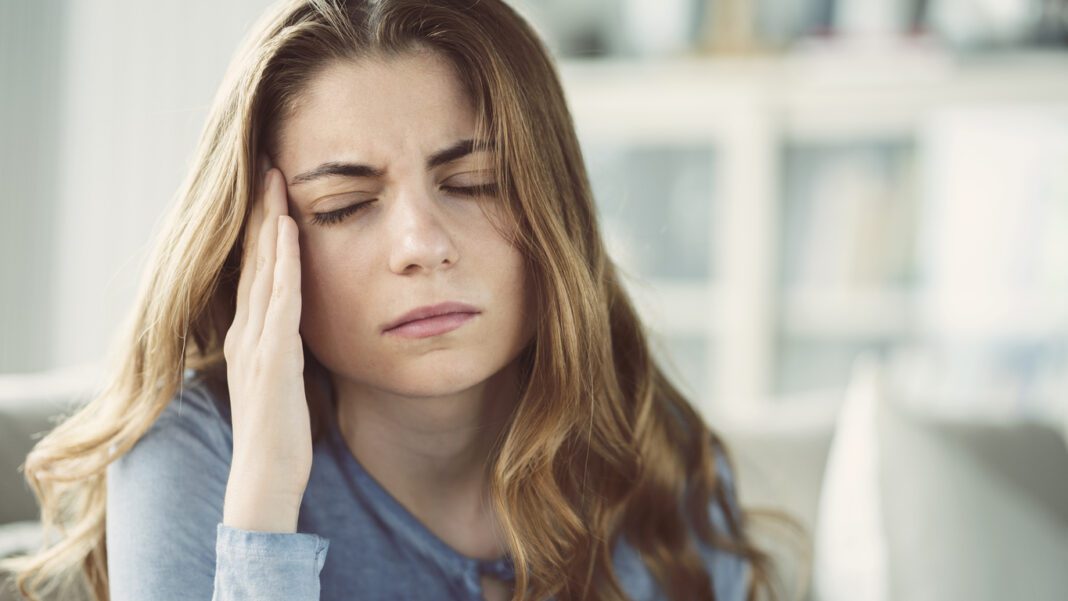 5 λόγοι για τους οποίους έχεις συχνά πονοκέφαλο- Πότε πρέπει να ανησυχήσεις!