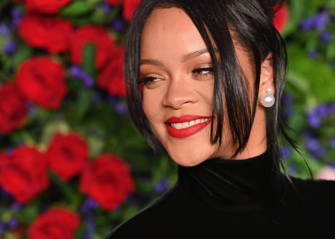 Rihanna: Είναι επίσημο! Αναλαμβάνει το Super Bowl Haltime Show 2023!