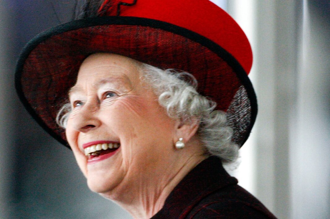 Βασίλισσα Ελισάβετ: 14 πράγματα που δεν έκανε ποτέ στη ζωή της