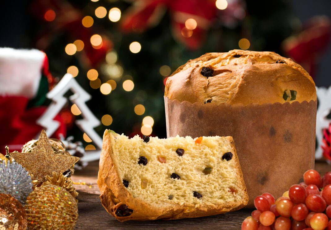 Panettone: Η απόλυτη συνταγή για το γλύκισμα των Χριστουγέννων από την Αργυρώ Μπαρμπαρίγου