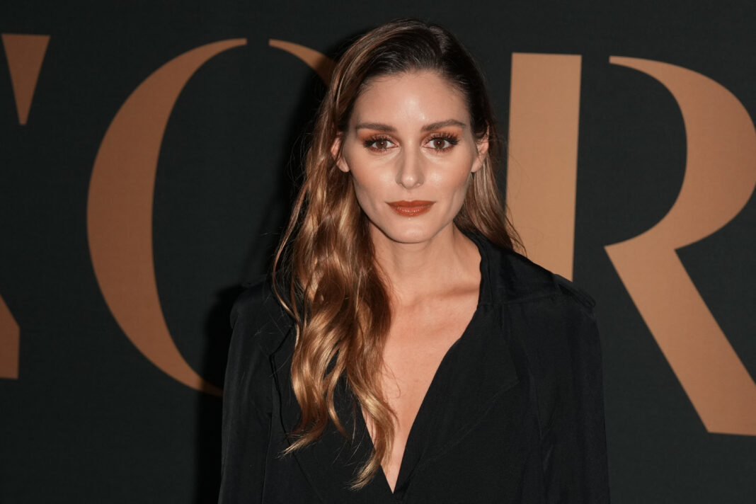 Celebrity Style: Το παστέλ παλτό της Olivia Palermo είναι must try!