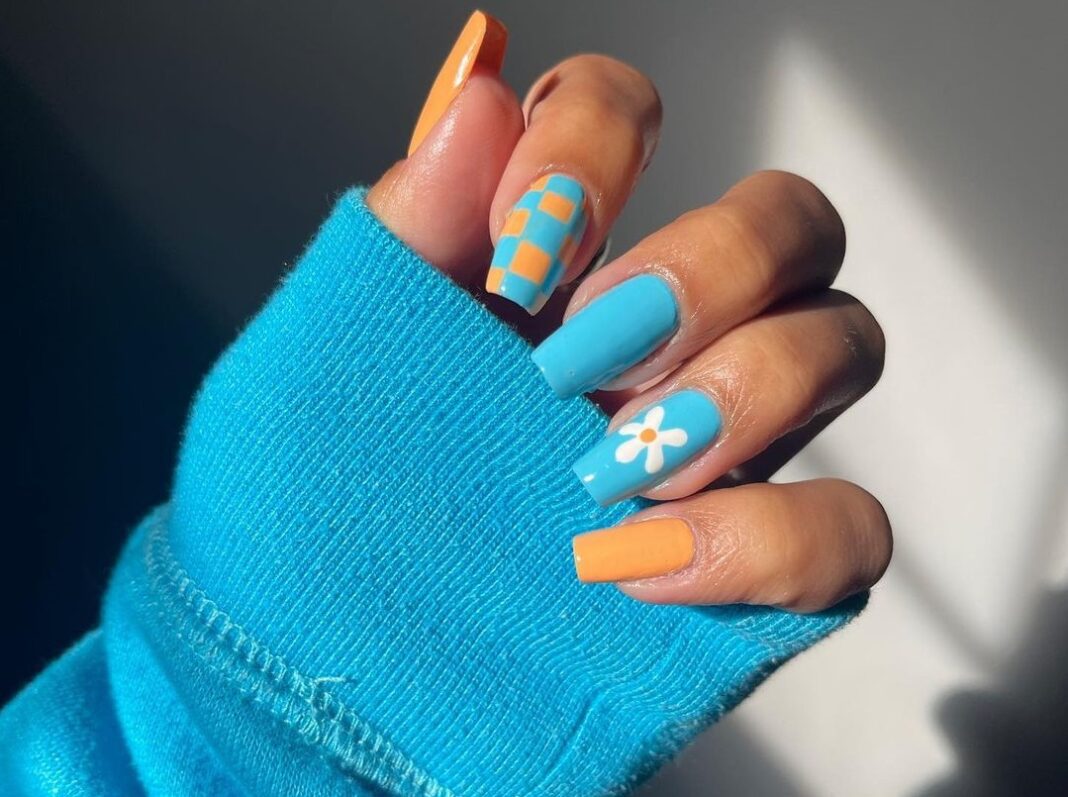 Nail art: Ιδέες για ανοιξιάτικα νύχια που μοιάζει να έχουν βγει από το Instagram!
